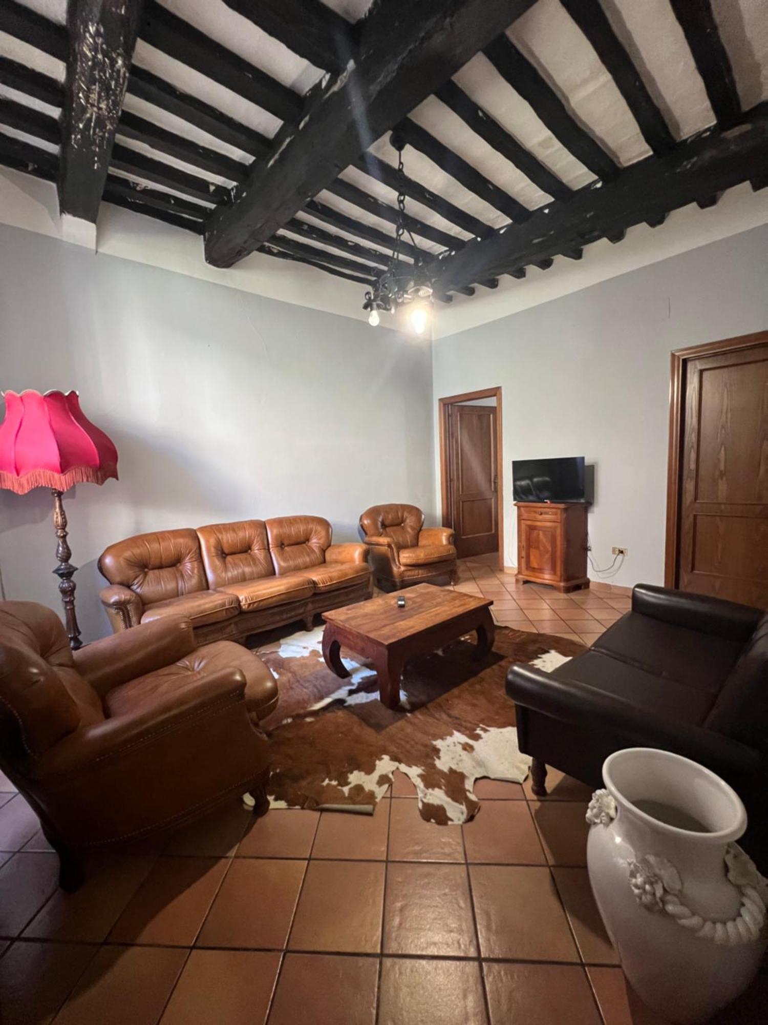 Locanda Del Duca Gubbio Esterno foto