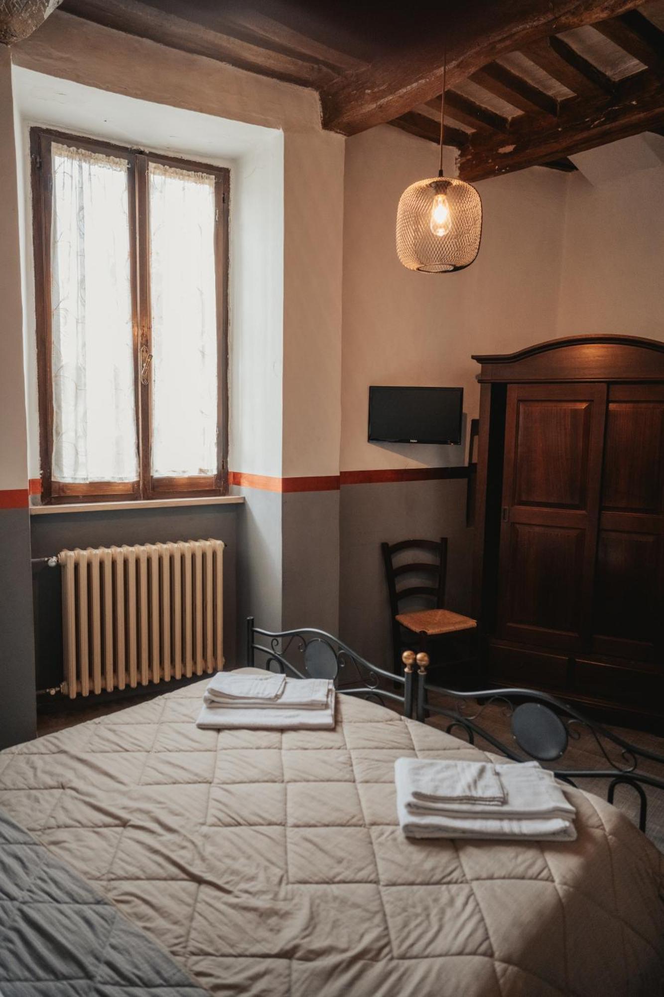 Locanda Del Duca Gubbio Esterno foto