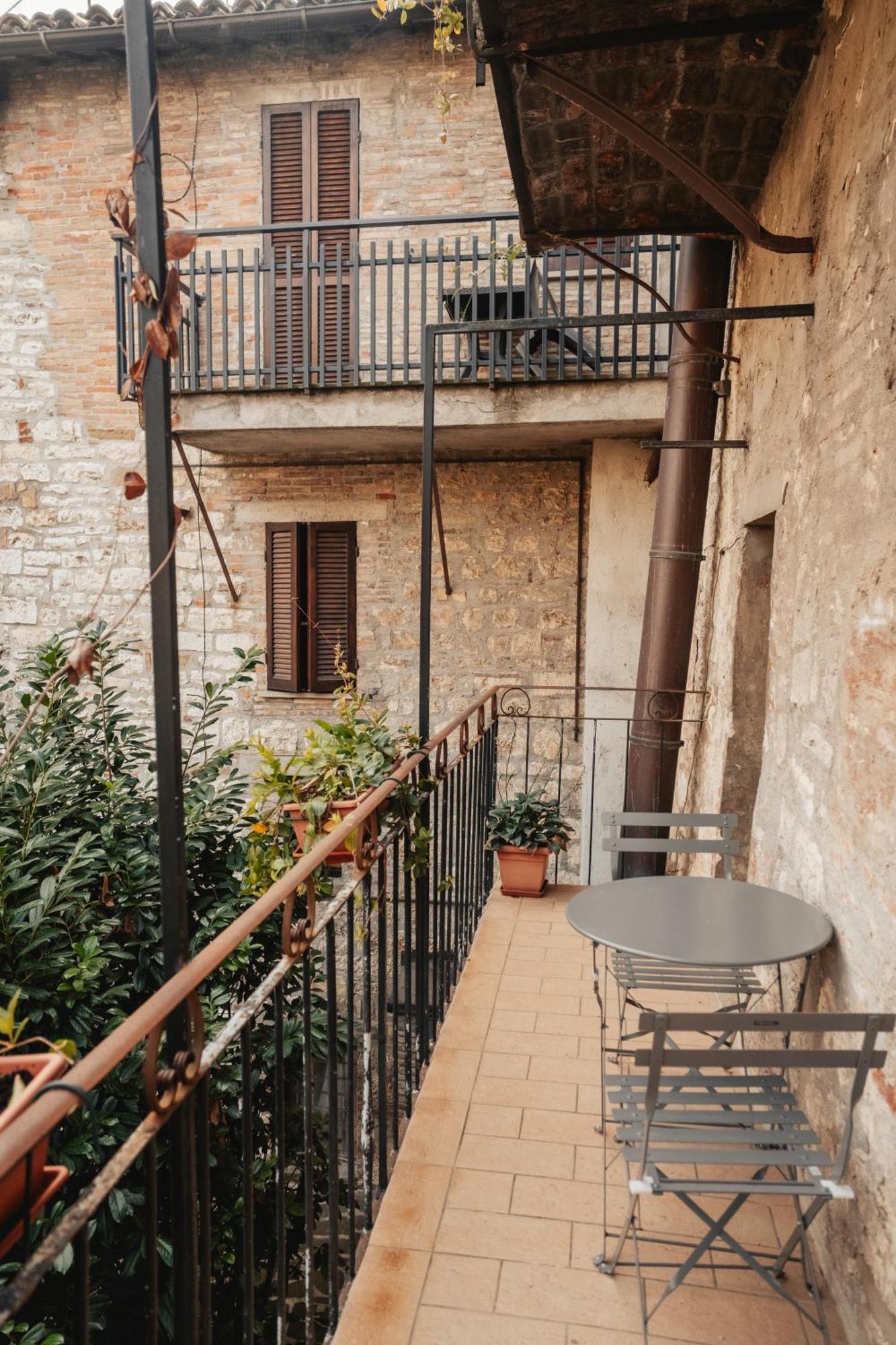 Locanda Del Duca Gubbio Esterno foto